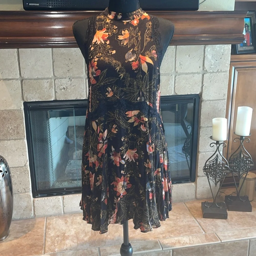 Free People Floral Mini With Lace Details